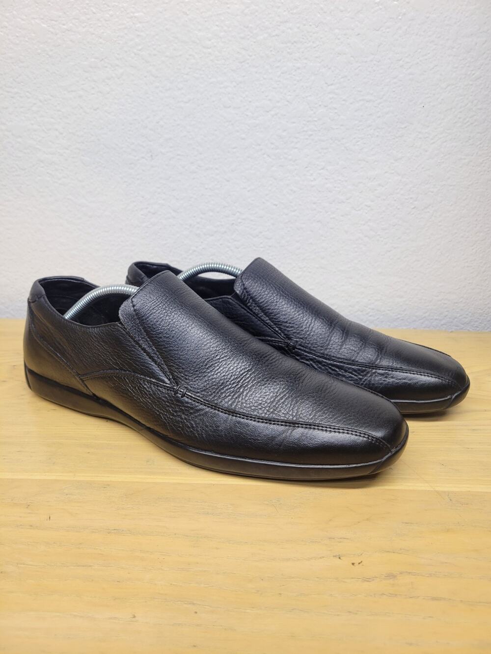 Calvin Klein Jaxon Black Loafers Sleek Slip-On Design F0470 Men’s Size 10M